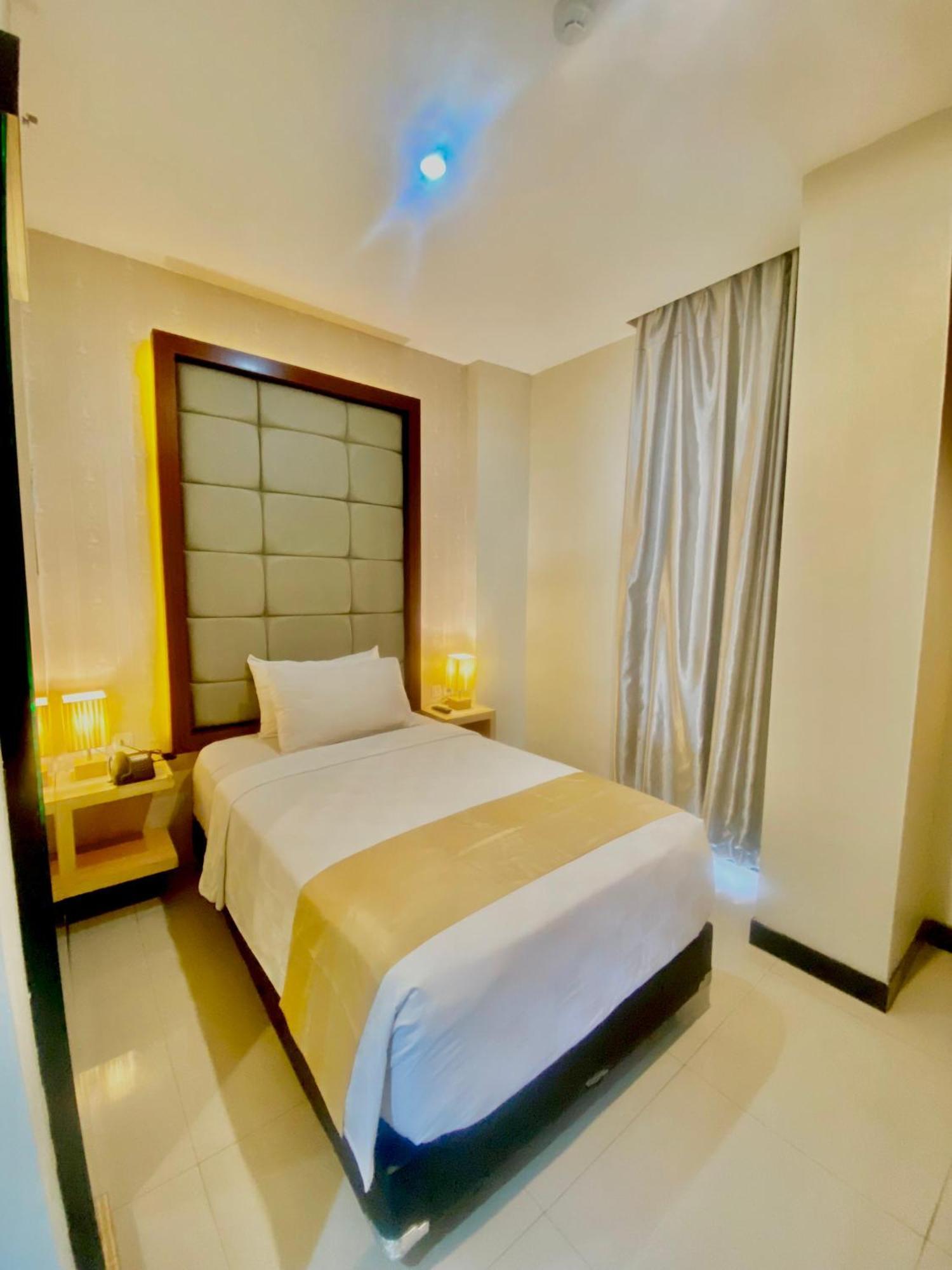 Jle'S Hotel Manado Kültér fotó
